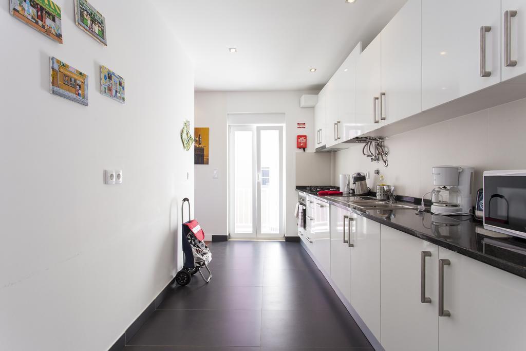 Joivy Joyful 2Br Apt With Terrace Nearby Sao Bento Palace Lisboa Exterior foto