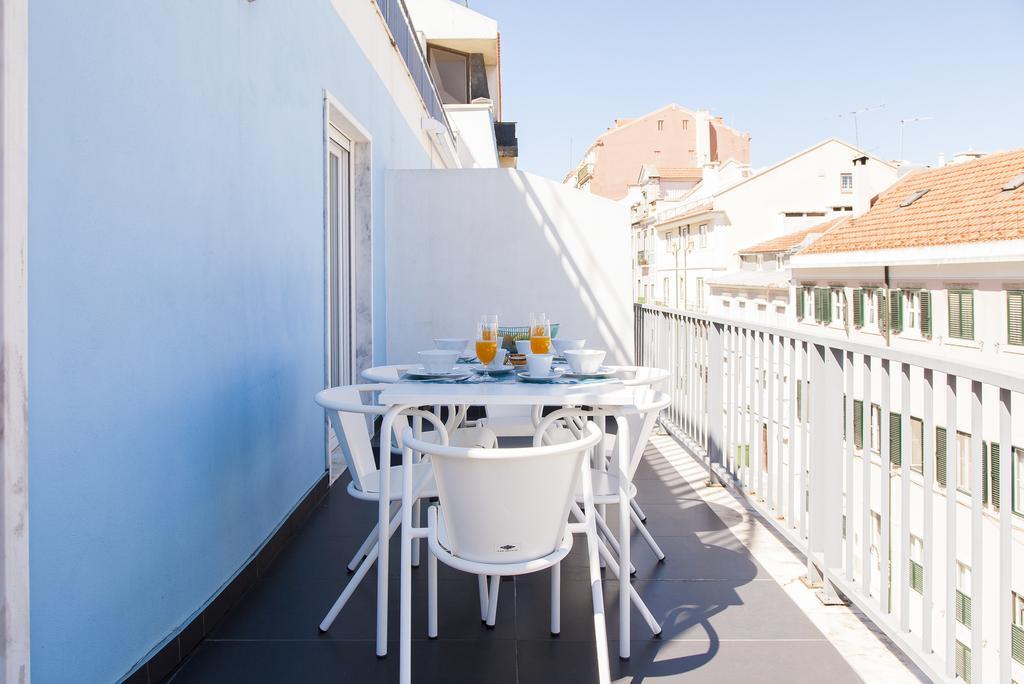Joivy Joyful 2Br Apt With Terrace Nearby Sao Bento Palace Lisboa Exterior foto