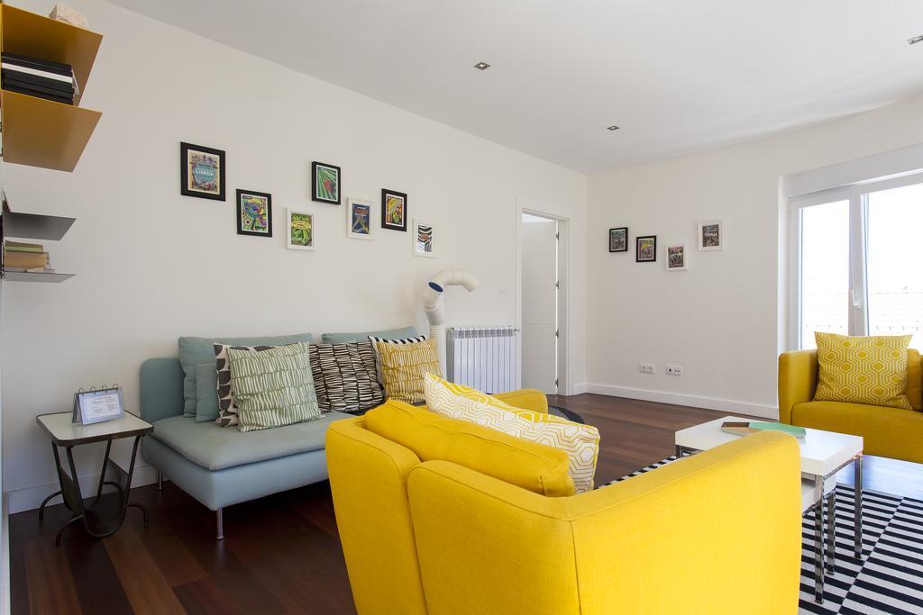 Joivy Joyful 2Br Apt With Terrace Nearby Sao Bento Palace Lisboa Exterior foto