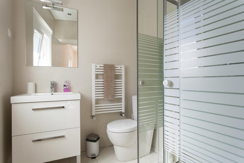 Joivy Joyful 2Br Apt With Terrace Nearby Sao Bento Palace Lisboa Exterior foto